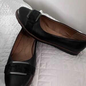 Comfortiva Rhoda flats